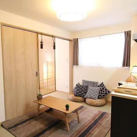 Universal Hotel Nishikujo Osaka Esterno foto